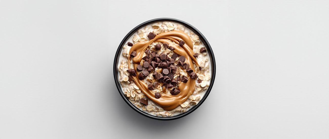 Chocolate Protein Oat Bowl