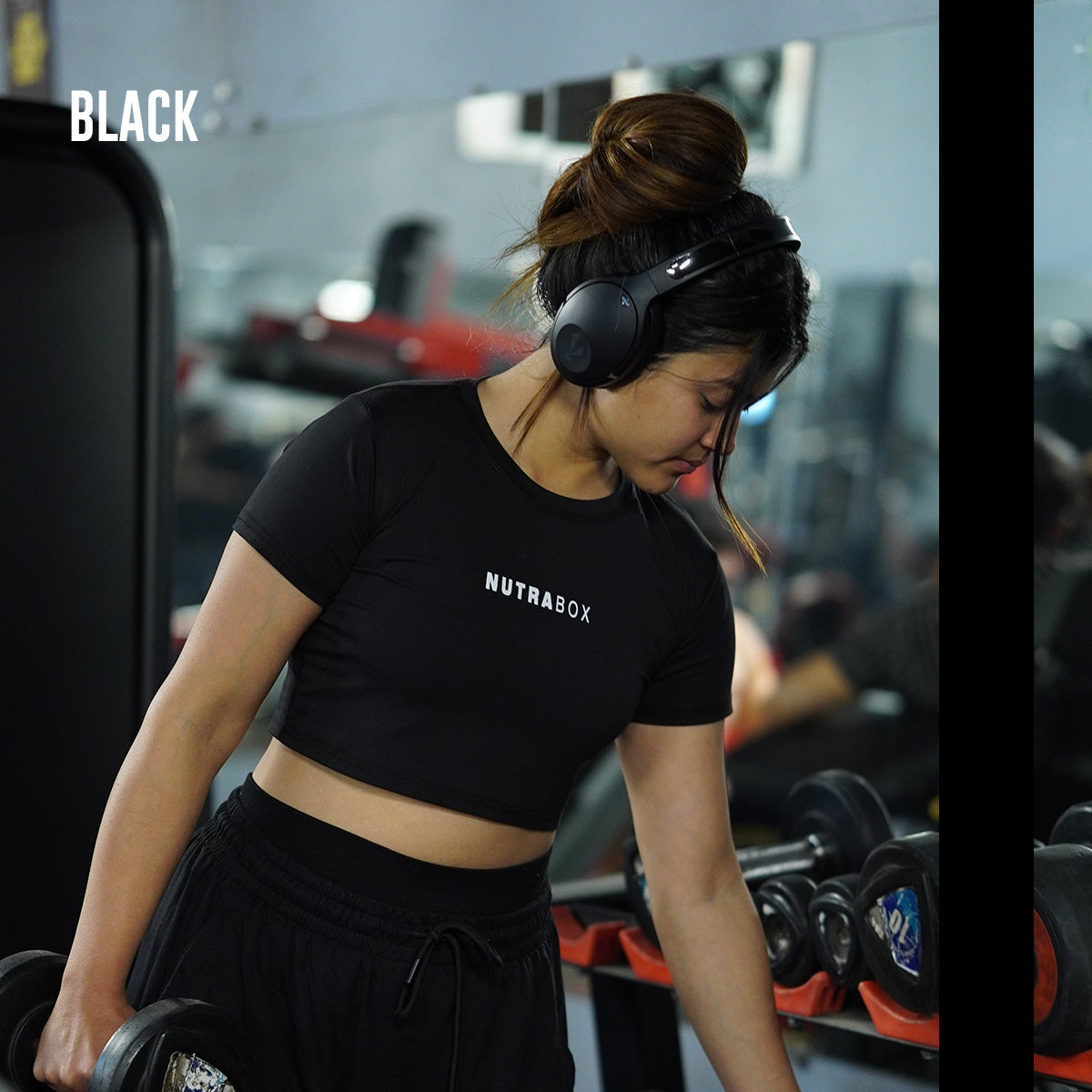Nutrabox Women Crop Top in Black