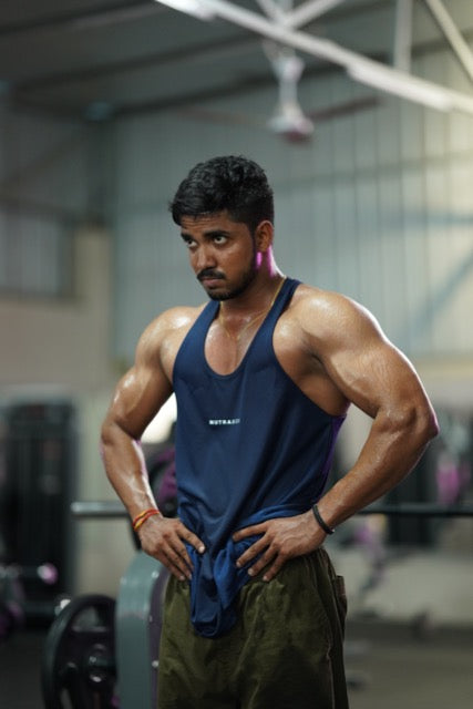 T-BACK STRINGER